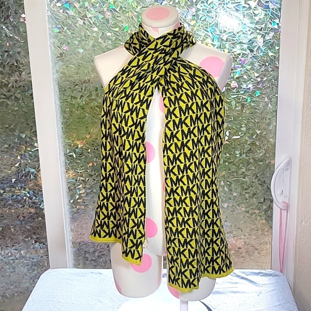 Michael Kors MK Monogram Grey & Lime/ Neon Green Knit Scarf